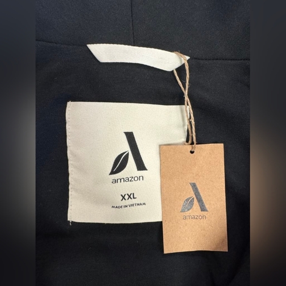 Amazon Essentials NWT Women's Relaxed-Fit Cotton PaddedHome Coat Black Size XXL - Picture 9 of 10